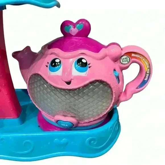 Leap Frog Musical Rainbow Tea Party Set- Works! - Picture 7 of 9